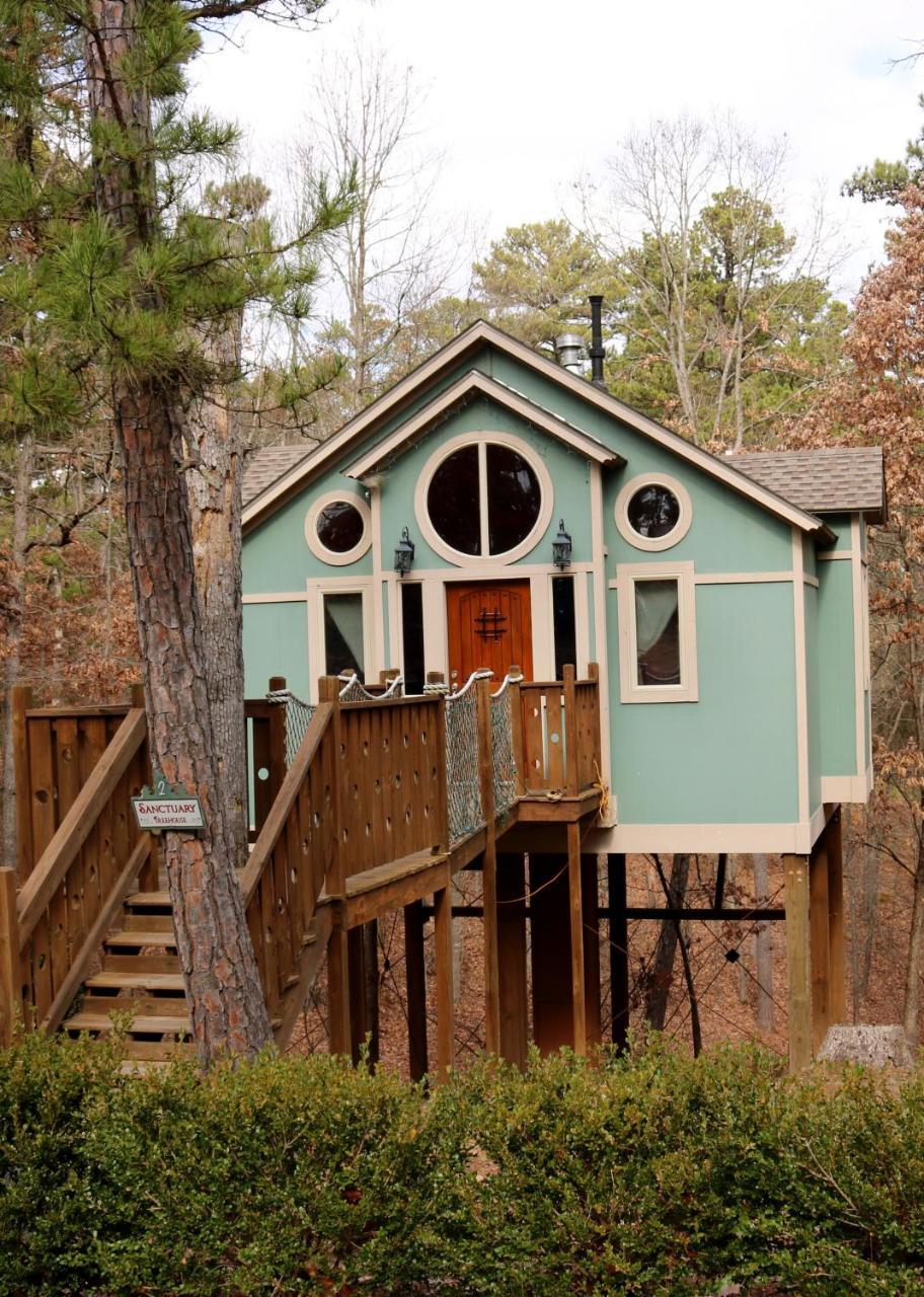 The Grand Treehouse Resort Eureka Springs Exterior photo