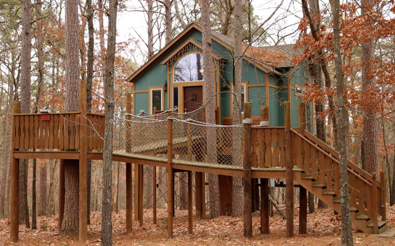 The Grand Treehouse Resort Eureka Springs Exterior photo