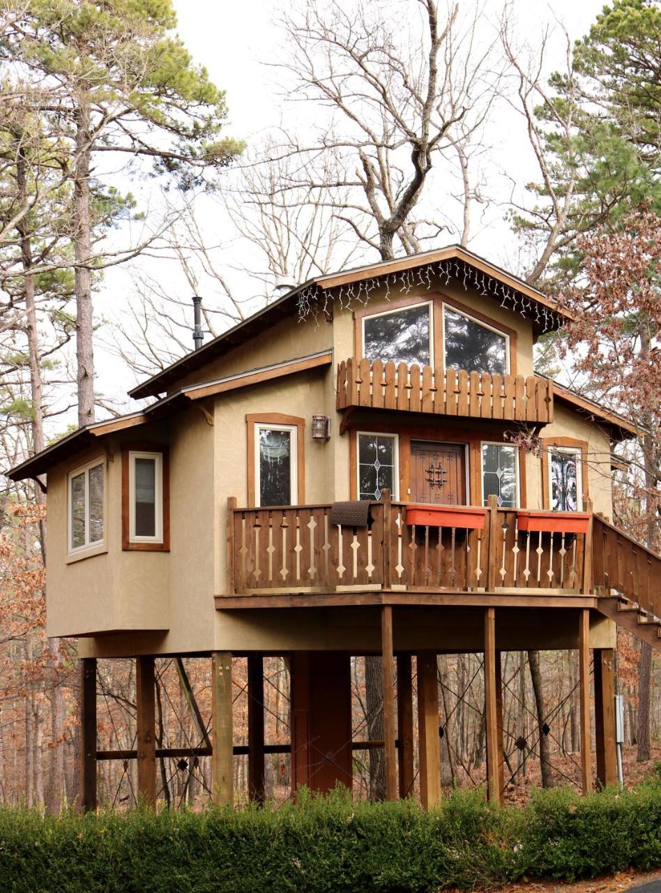 The Grand Treehouse Resort Eureka Springs Exterior photo